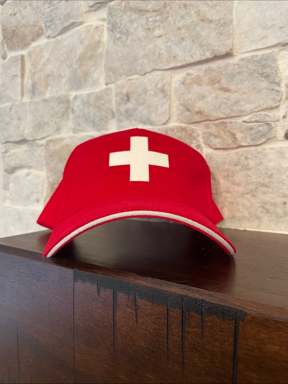 Splash Arts - Swiss Flag Hat
